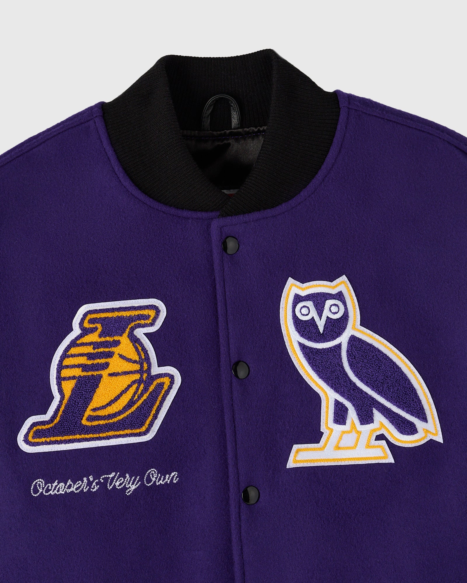 C-0325-OT-6300_LAKERS2801