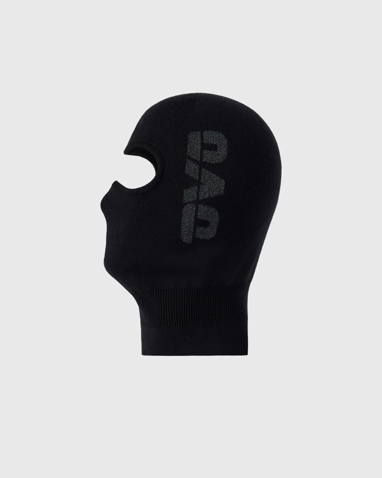 M-0424-HW-5394_BLACK3435_b6e0726b-59ac-4b1c-8c56-87ce1499b15e